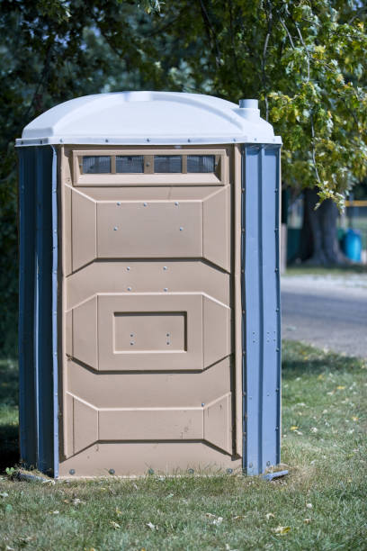 Best High-end porta potty rental  in Ledbetter, KY